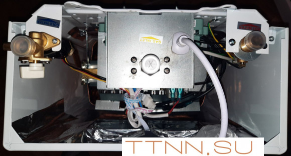 Газовый проточный водонагреватель Thermex S 20 MD (Art Black) Газовый проточный водонагреватель Thermex S 20 MD (Art Black)